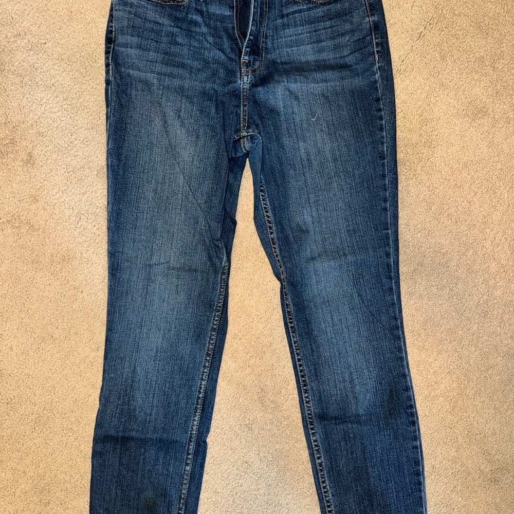 Calvin Klein Jeans Women's Straight Leg in Dark Blue